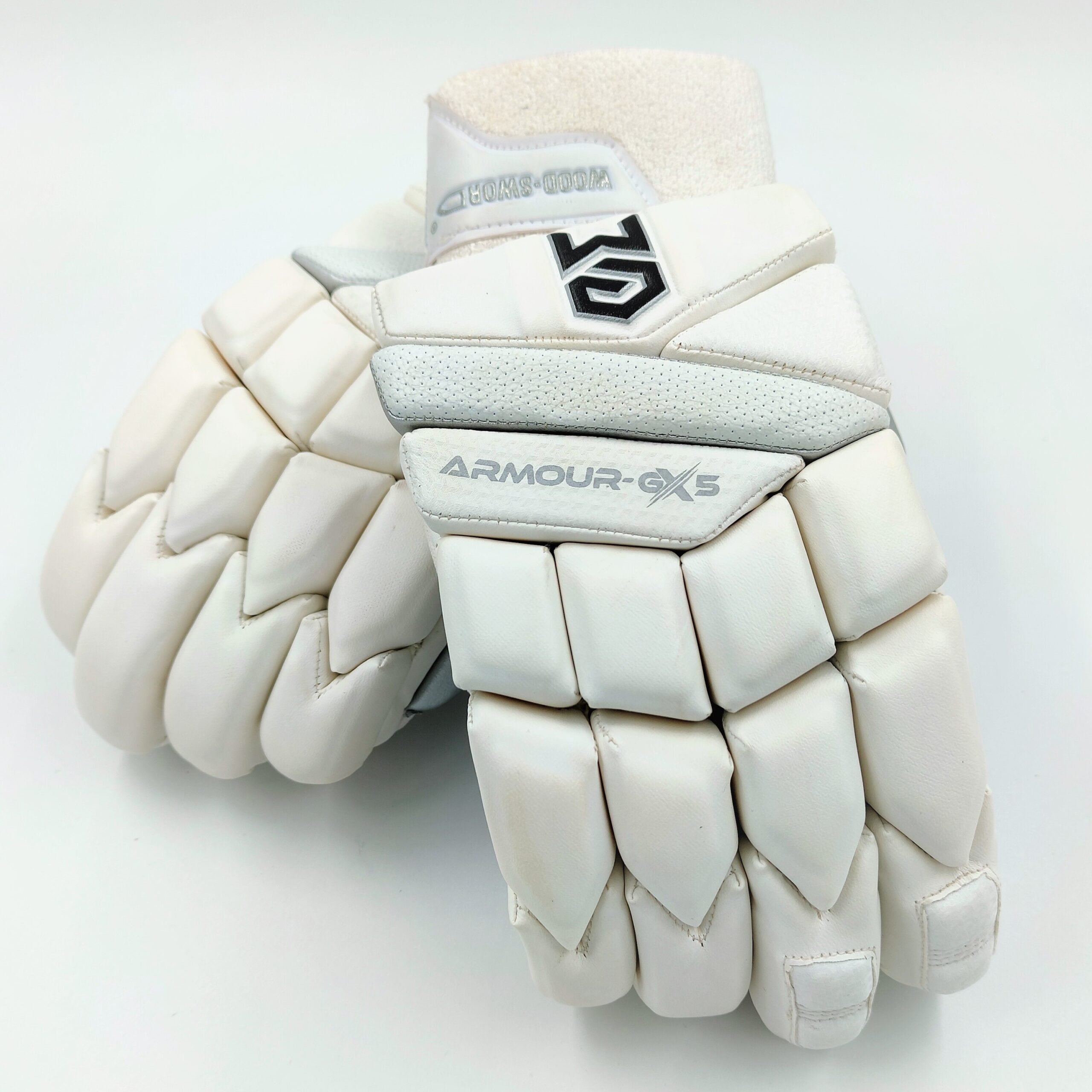 Armour-GX5 (3.0) Batting Gloves (White-Silver) - Image 2