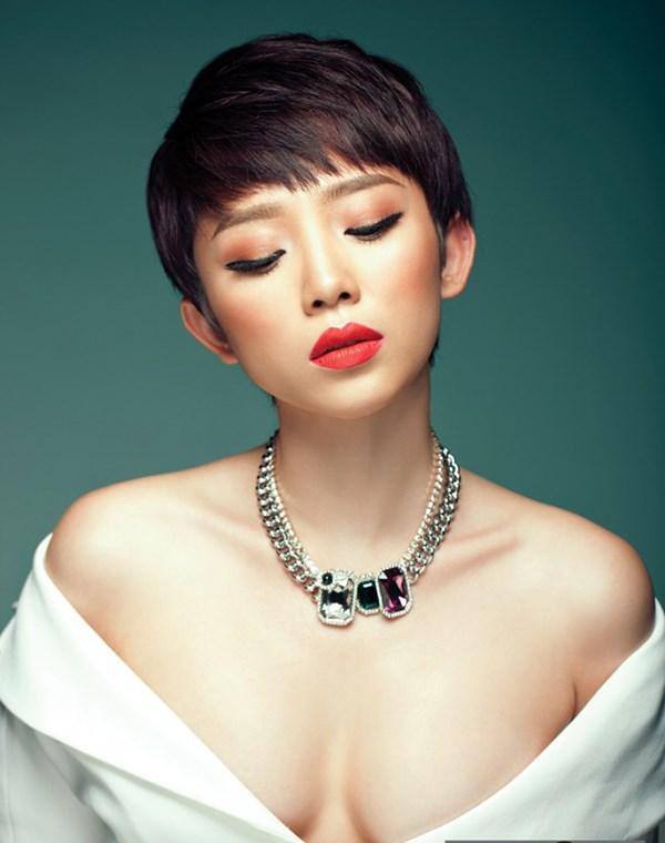 Khám Phá Vẻ Đẹp Tự Nhiên Ảnh Gái Nhật Mặc Váy Ngắn Gây Mê Mệt Mọi Ánh Nhìn