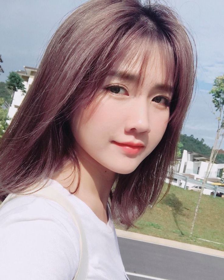 Ảnh Gái Xinh Nhỏ Nét Đẹp Vượt Thời Gian Và Sức Hút Vĩnh Cửu Trong Xã Hội Hiện Đại